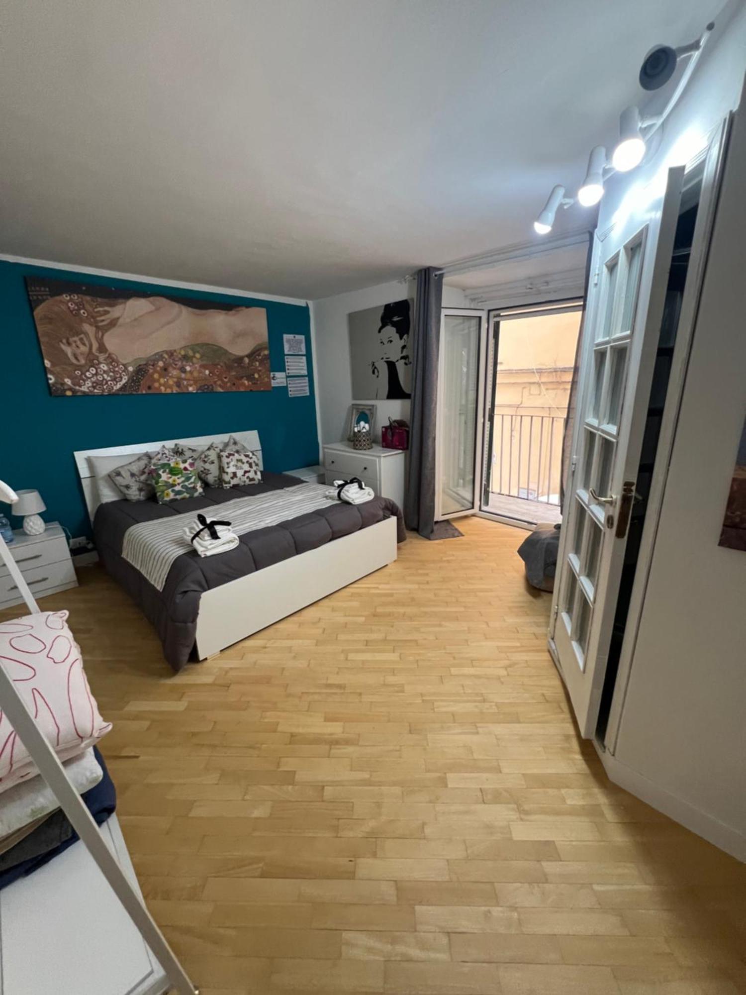 Plebiscito Charme Rooms Napoli Ngoại thất bức ảnh