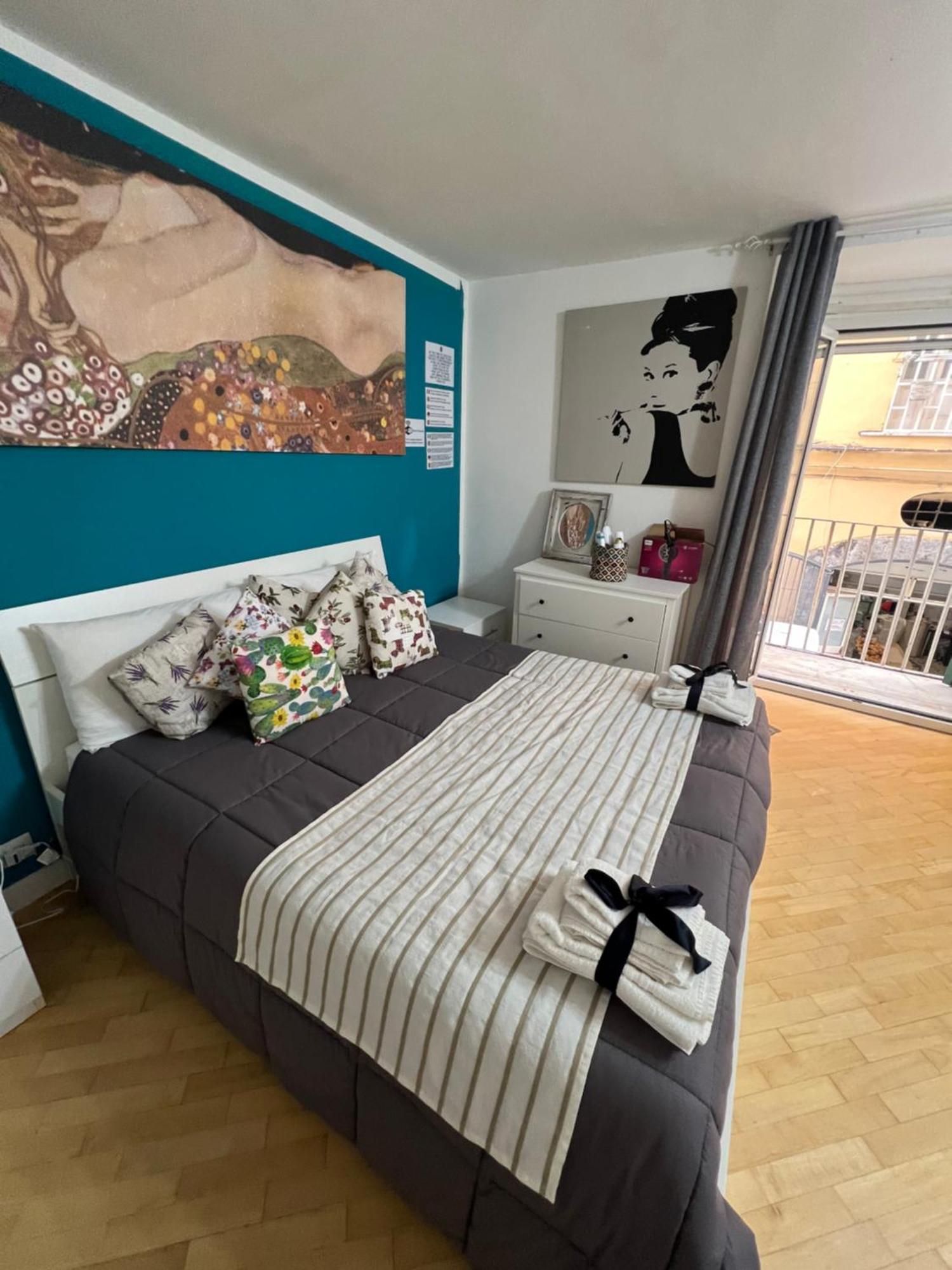 Plebiscito Charme Rooms Napoli Ngoại thất bức ảnh