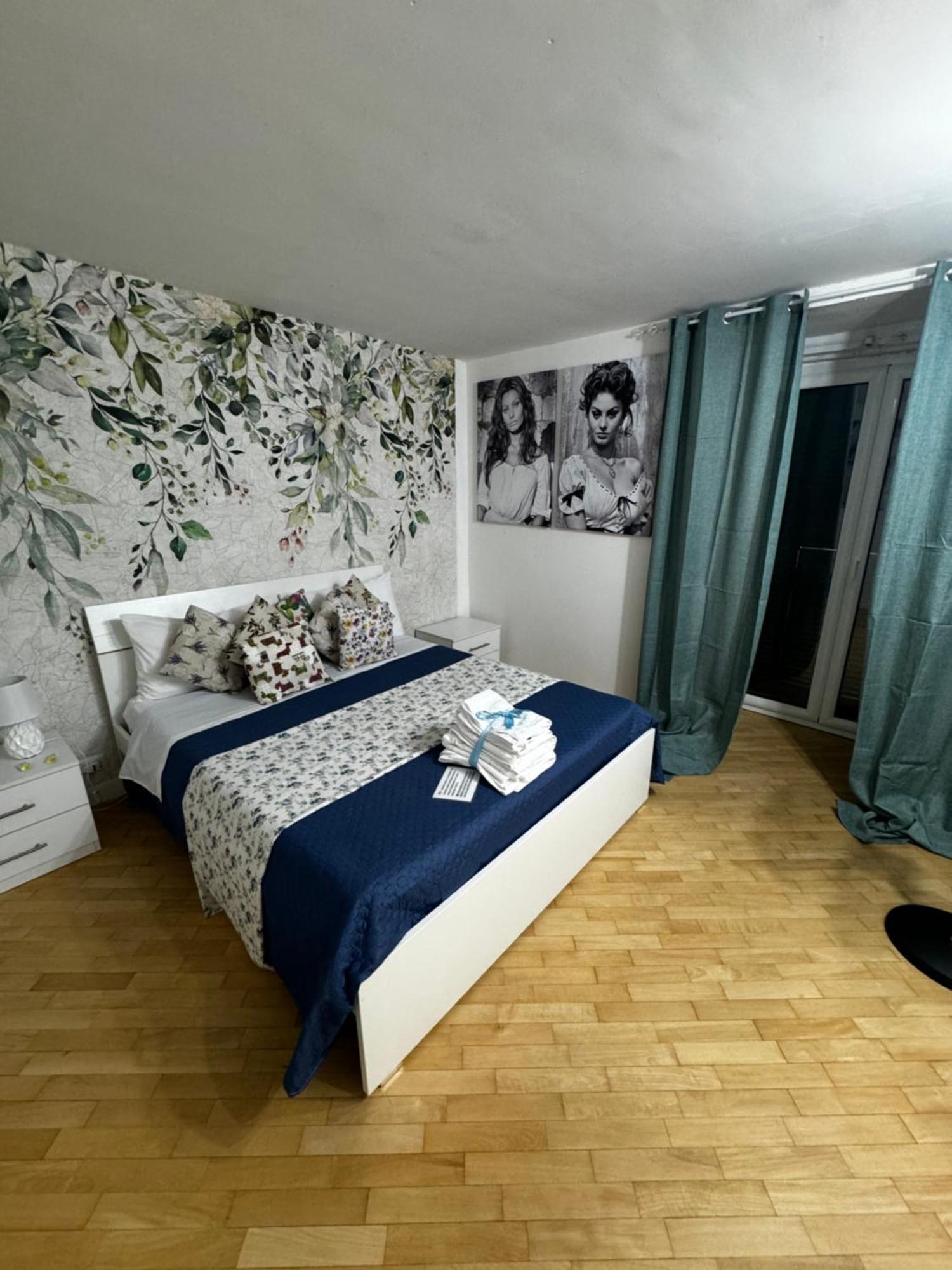 Plebiscito Charme Rooms Napoli Ngoại thất bức ảnh